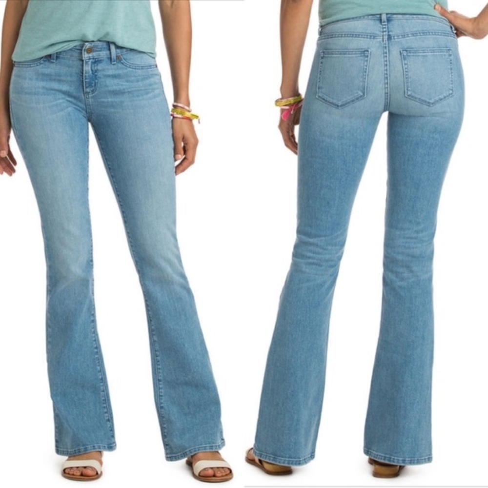 Vineyard Vines NWOT Fog Wash Stretch Flared Denim Jeans (4)